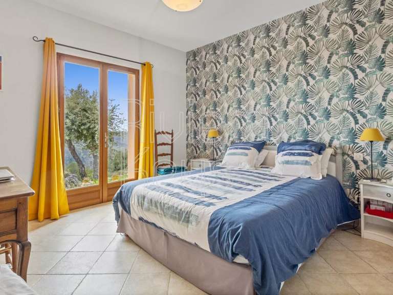 Villa Tourrettes-sur-Loup - 4 chambres - 153m²