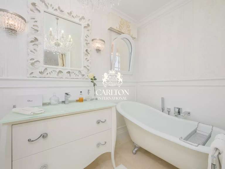 Villa avec Vue sur mer Tourrettes-sur-Loup - 3 chambres - 256m²