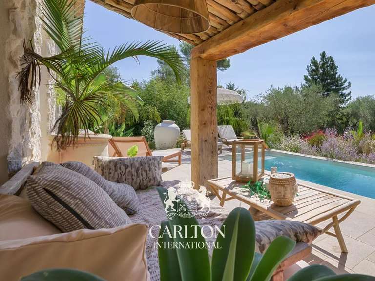Villa Tourrettes-sur-Loup - 4 chambres - 146m²