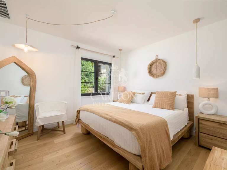 Villa Tourrettes-sur-Loup - 4 chambres - 146m²