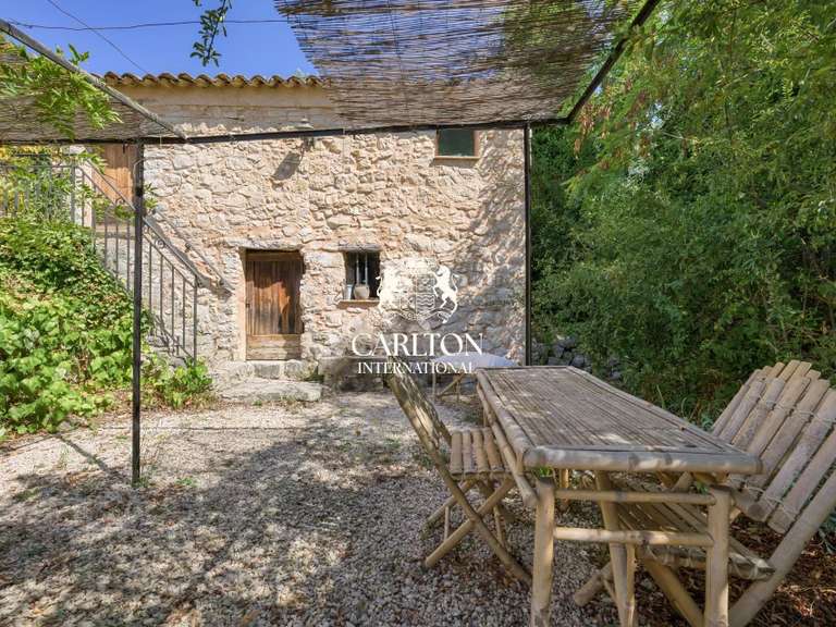 Villa Tourrettes-sur-Loup - 4 bedrooms - 146m²