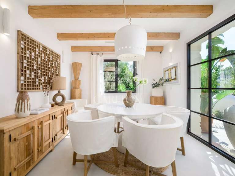 Villa Tourrettes-sur-Loup - 4 chambres - 146m²