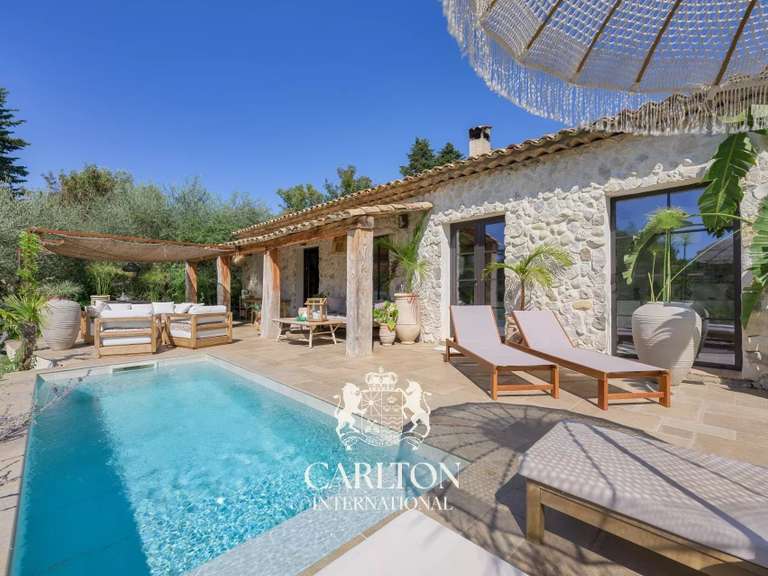 Villa Tourrettes-sur-Loup - 4 chambres - 146m²