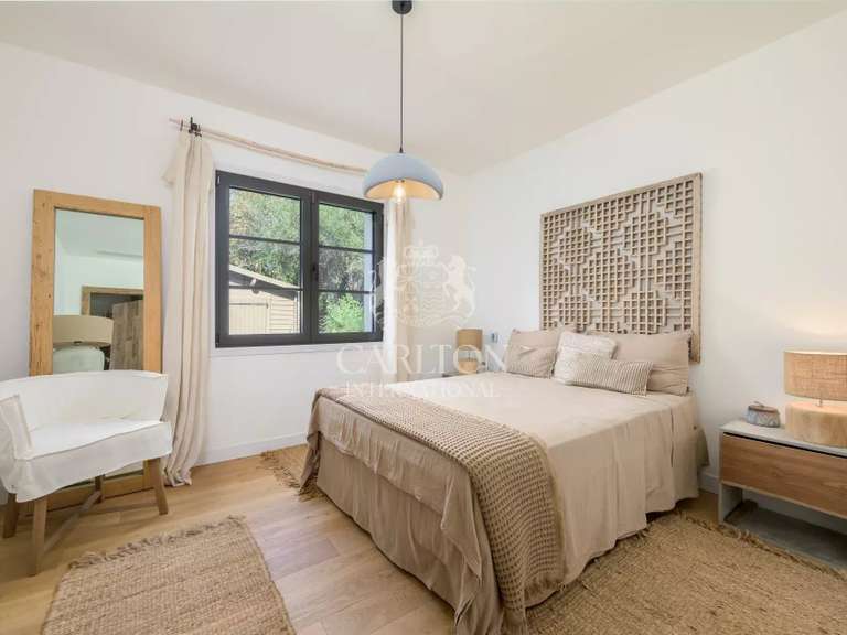 Villa Tourrettes-sur-Loup - 4 chambres - 146m²