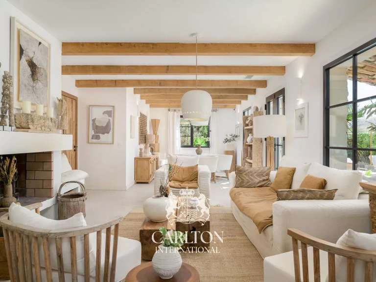 Villa Tourrettes-sur-Loup - 4 bedrooms - 146m²