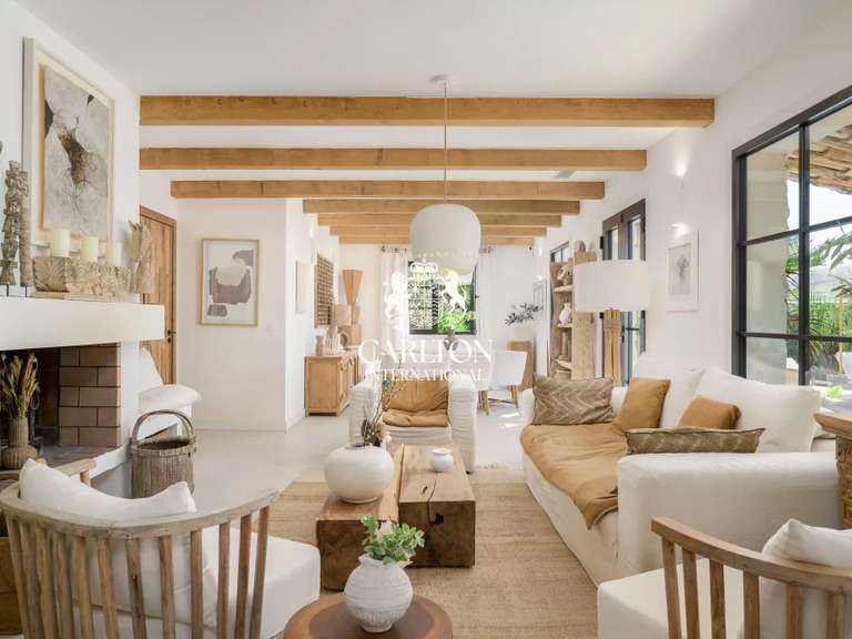 Villa Tourrettes-sur-Loup - 4 bedrooms - 146m²