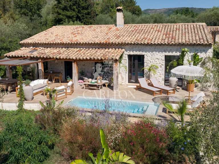 Villa Tourrettes-sur-Loup - 4 chambres - 146m²