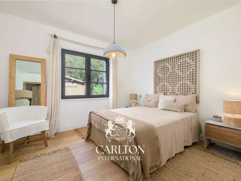 Villa Tourrettes-sur-Loup - 4 chambres - 146m²
