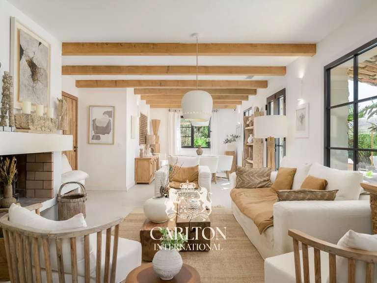 Villa Tourrettes-sur-Loup - 4 chambres - 146m²