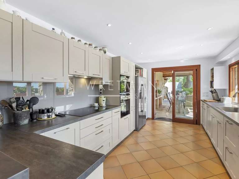 Villa avec Vue sur mer Tourrettes-sur-Loup - 4 chambres - 2500m²