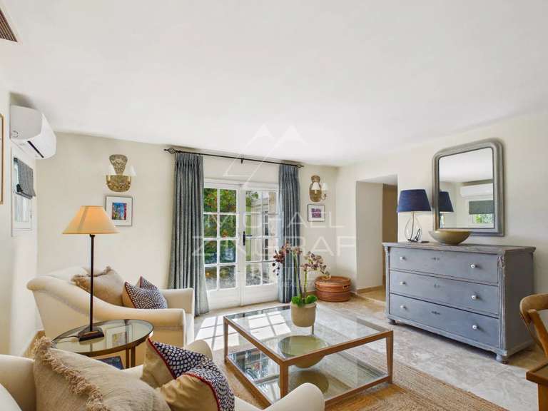 Villa Tourrettes-sur-Loup - 6 chambres - 310m²
