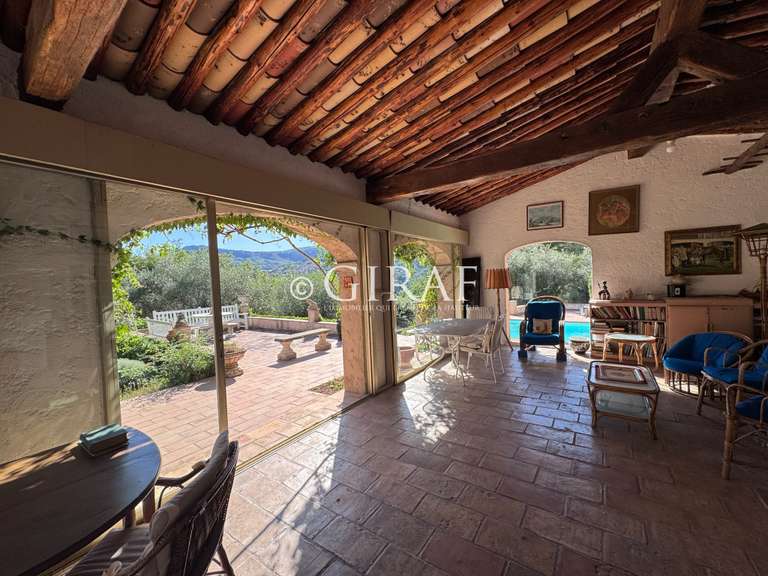 Villa Tourrettes-sur-Loup - 5 chambres - 270m²
