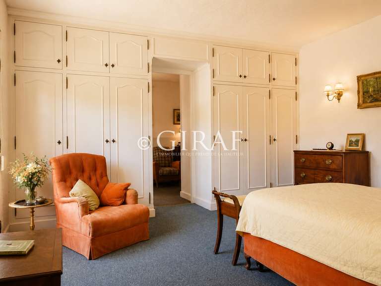 Villa Tourrettes-sur-Loup - 5 chambres - 270m²