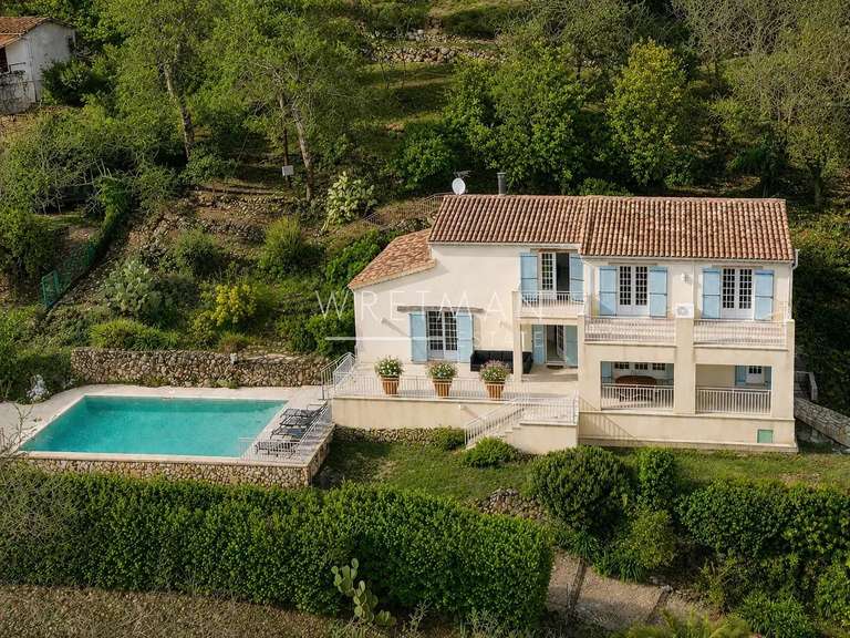 Villa Tourrettes-sur-Loup - 5 chambres - 180m²