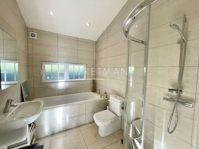 Villa Tourrettes-sur-Loup - 5 chambres - 180m²