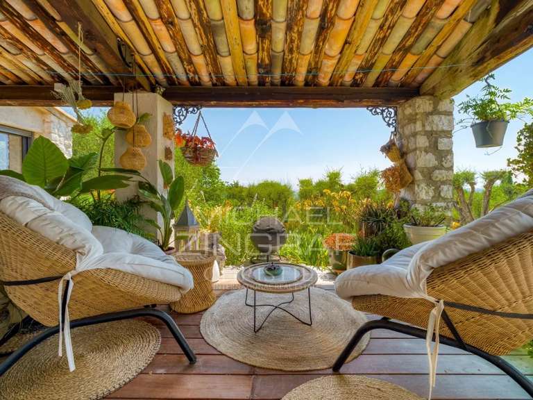 Villa Tourrettes-sur-Loup - 4 chambres - 185m²