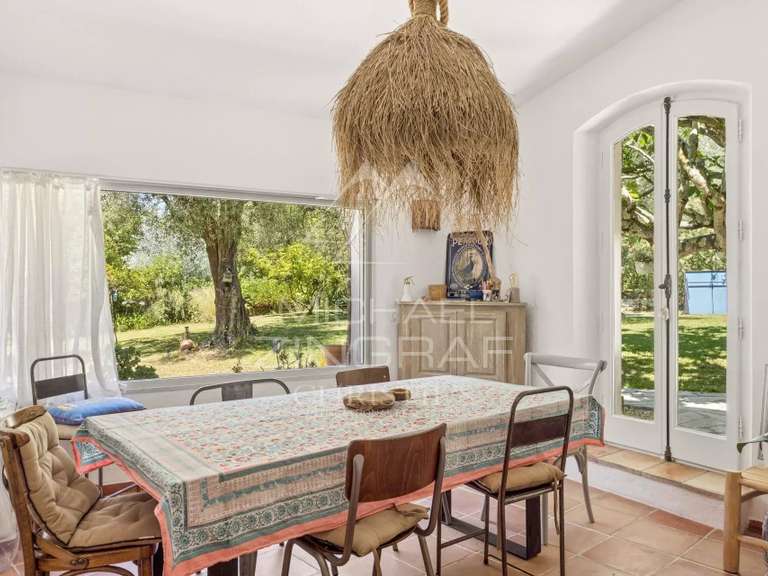 Villa Tourrettes-sur-Loup - 6 chambres - 295m²