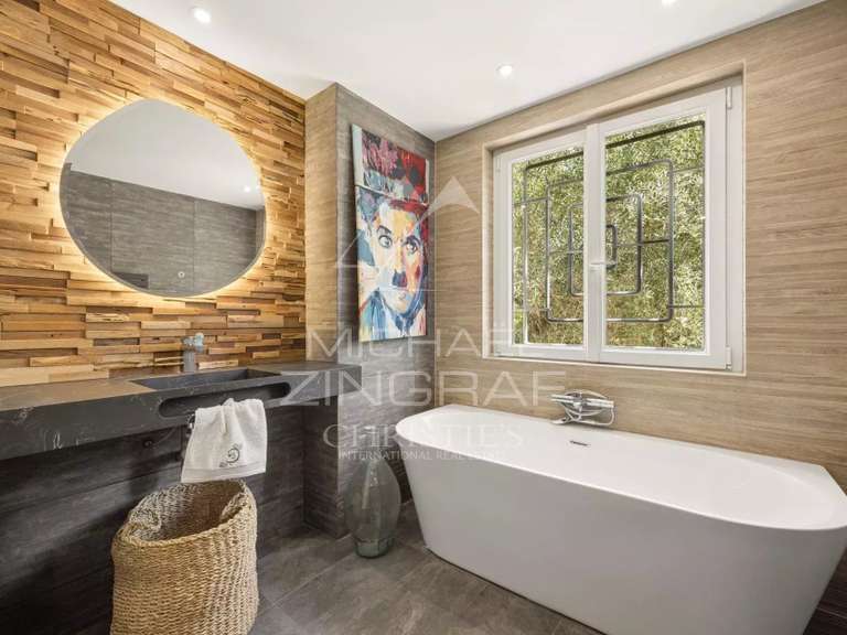 Villa Tourrettes-sur-Loup - 6 chambres - 295m²
