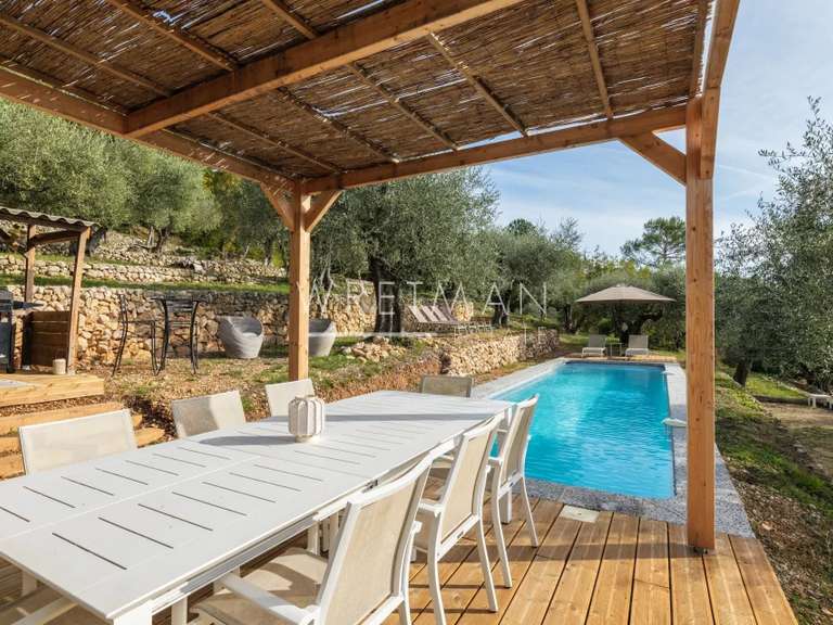 Villa Tourrettes-sur-Loup - 3 chambres - 150m²