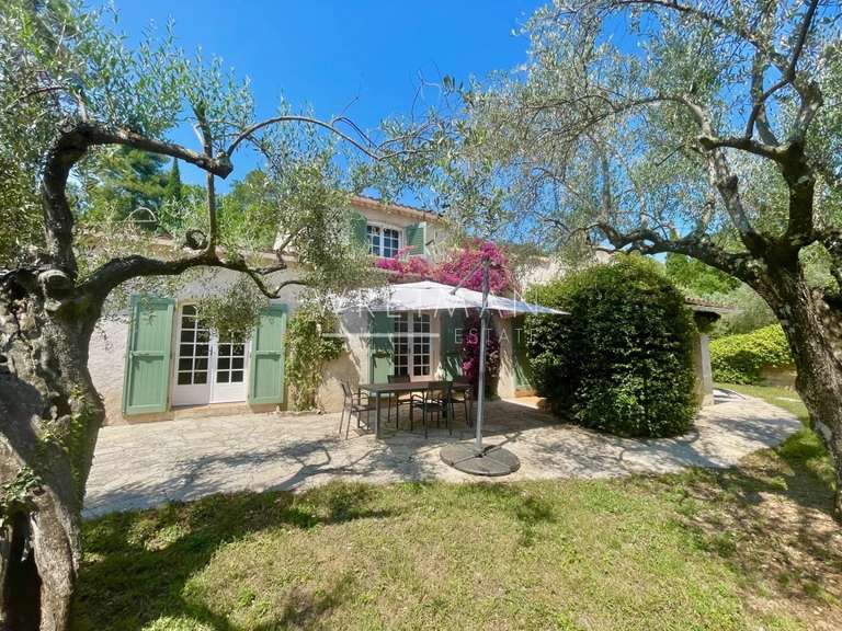 Villa Tourrettes-sur-Loup - 3 chambres - 150m²