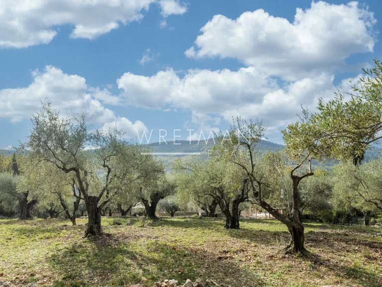 Villa Tourrettes-sur-Loup - 3 chambres - 150m²