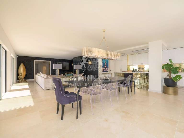 Villa Tourrettes-sur-Loup - 4 chambres - 300m²