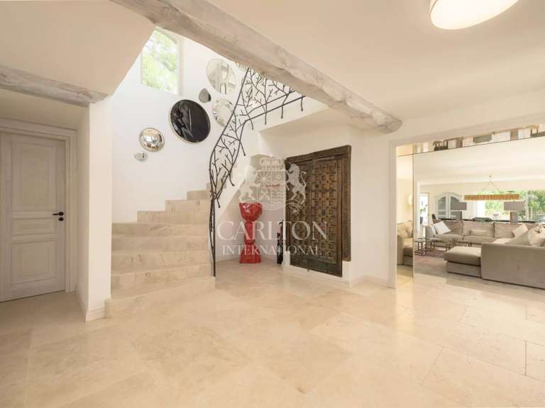 Villa Tourrettes-sur-Loup - 4 chambres - 300m²