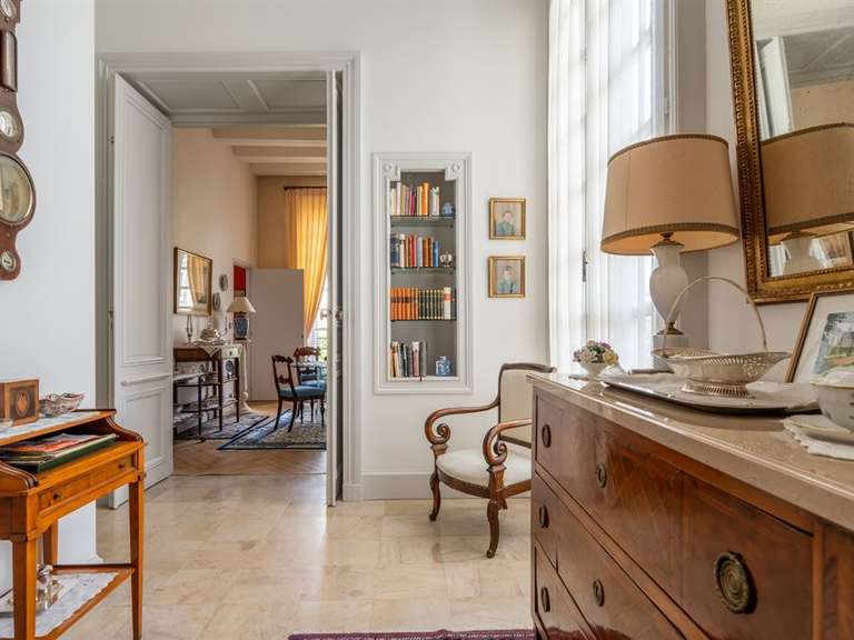 Appartement Tours - 1 chambre - 150m²