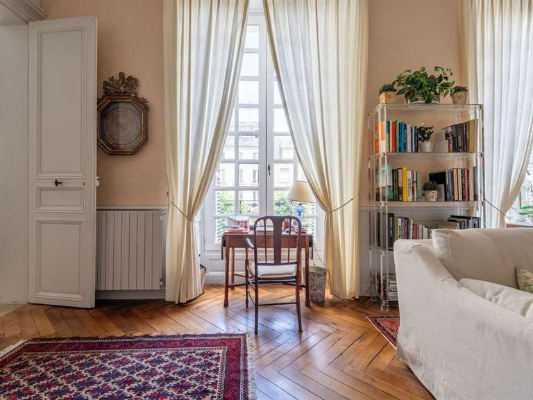 Appartement Tours - 1 chambre - 150m²