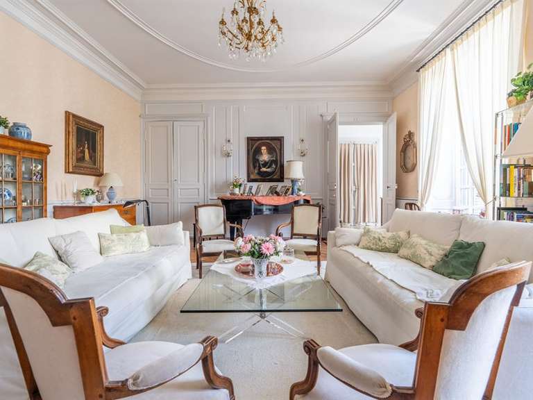 Appartement Tours - 1 chambre - 150m²