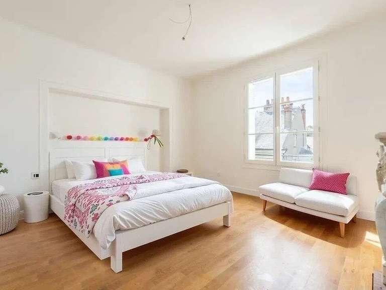 Apartment Tours - 3 bedrooms