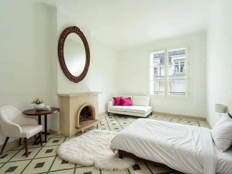 Apartment Tours - 3 bedrooms