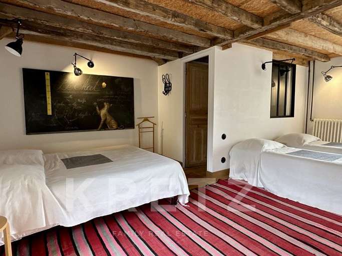 Château Tours - 16 chambres - 1300m²