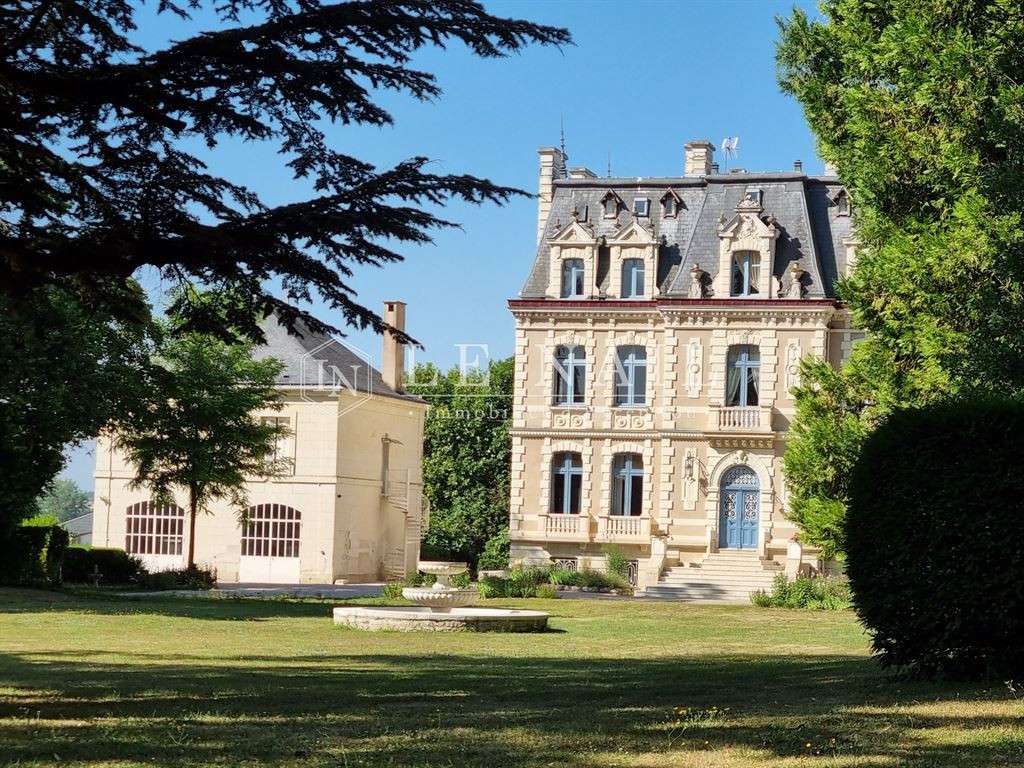 Château Tours