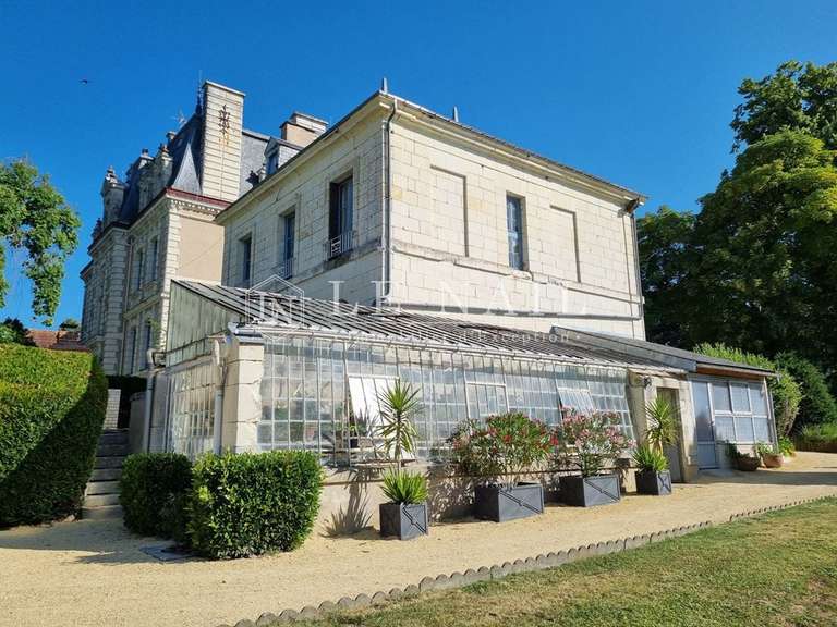 Château Tours - 40 chambres - 1400m²