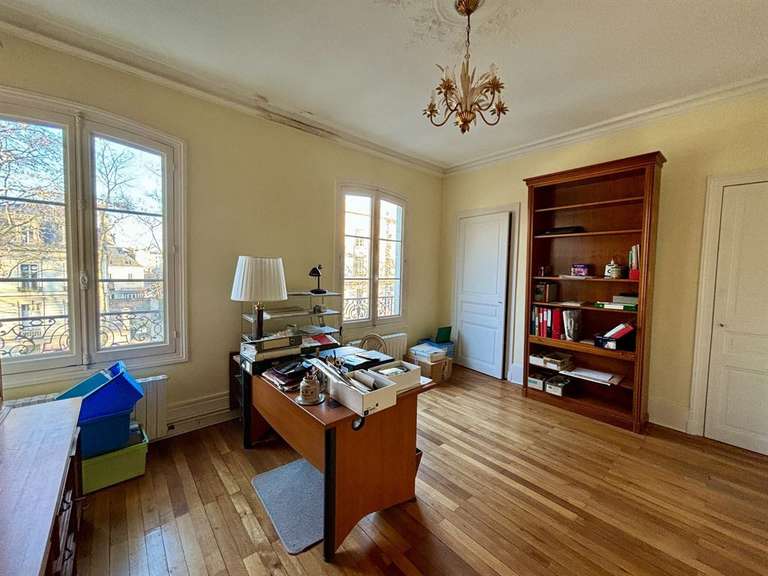 Hôtel particulier Tours - 8 chambres - 303m²