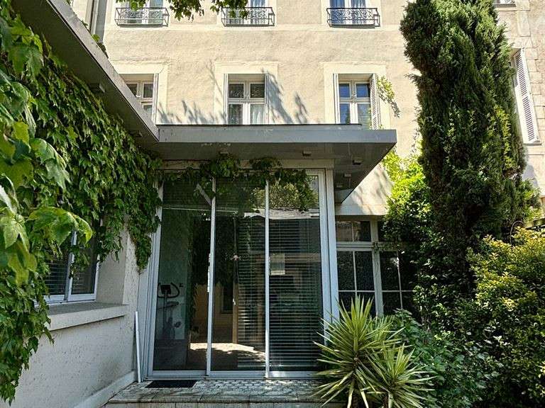 Mansion Tours