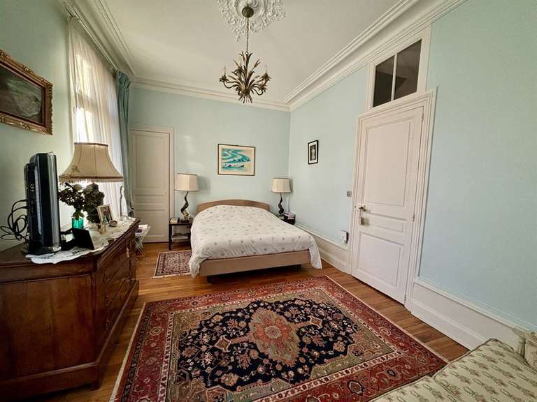 Hôtel particulier Tours - 8 chambres - 303m²