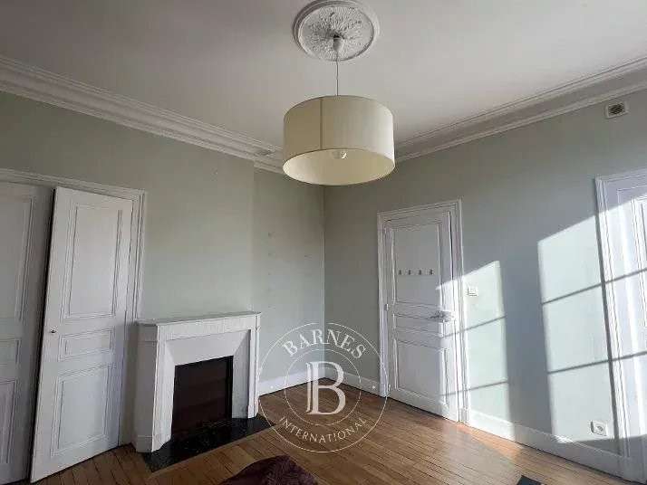 Hôtel particulier Tours - 7 chambres - 220m²