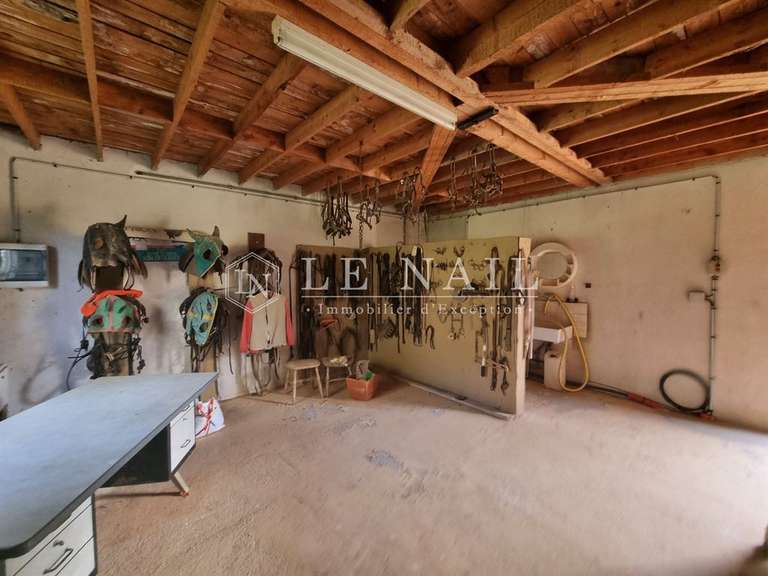Maison Tours - 7 chambres - 303m²