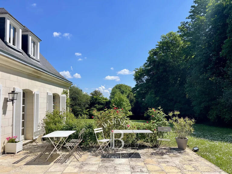 Maison Tours - 9 chambres - 385m²