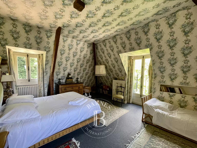 Maison Tours - 9 chambres - 385m²