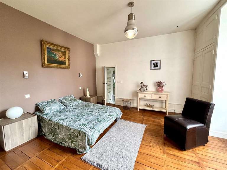 Maison Tours - 4 chambres - 214m²