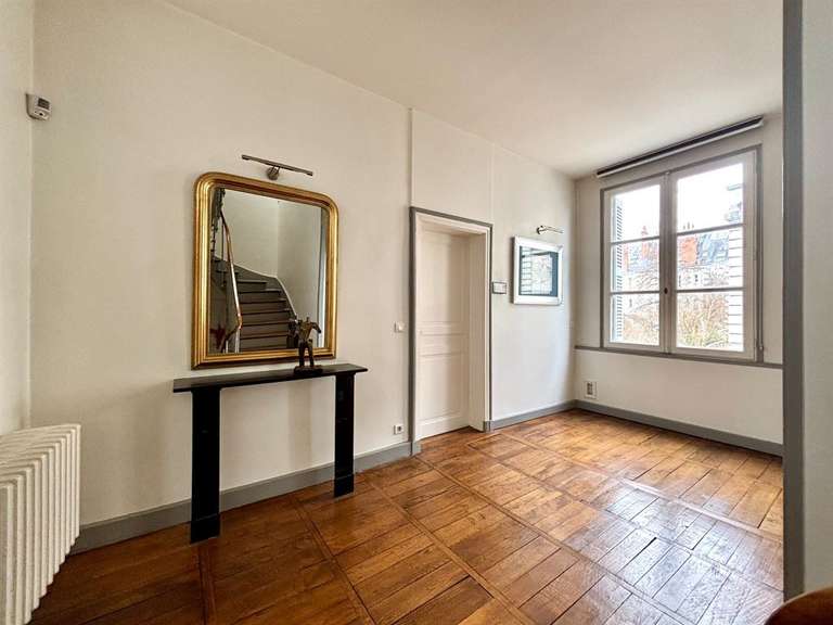 Maison Tours - 4 chambres - 214m²