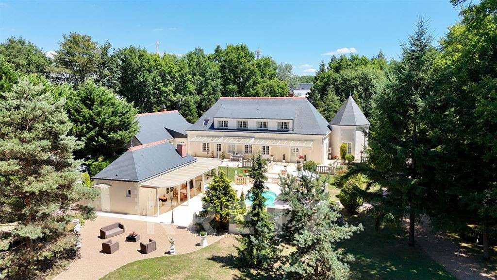 Maison Tours