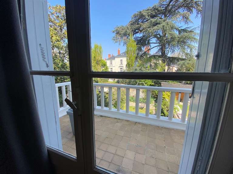 House Tours - 5 bedrooms - 212m²