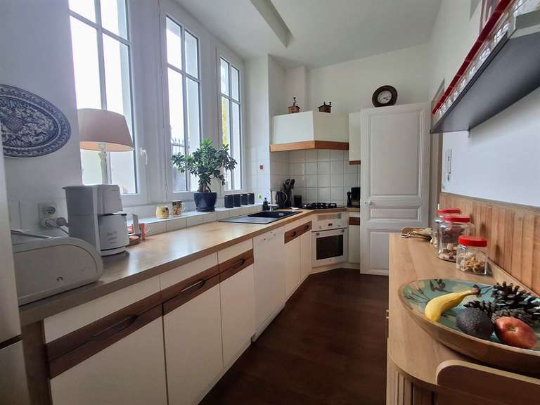 Maison Tours - 7 chambres - 265m²