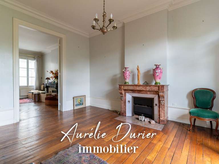 Maison Tours - 6 chambres - 230m²