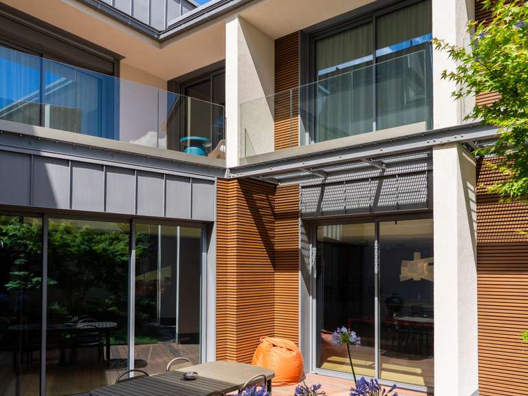 House Tours - 4 bedrooms - 250m²