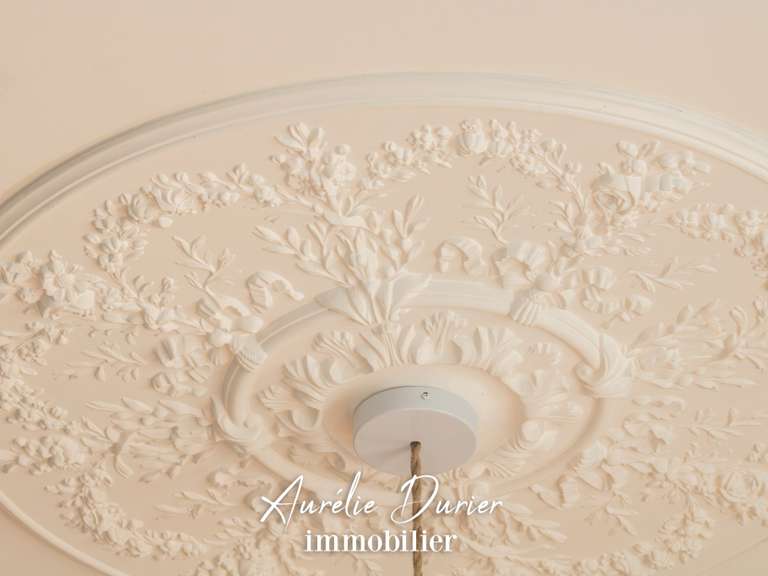 Maison Tours - 6 chambres - 176m²